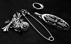 ★SATORU★！新品クロムハーツ6点ネックレス ピアスリングch 楽天市場】クロムハーツ ピアス CHROMEHEARTS フープ タイニーCH