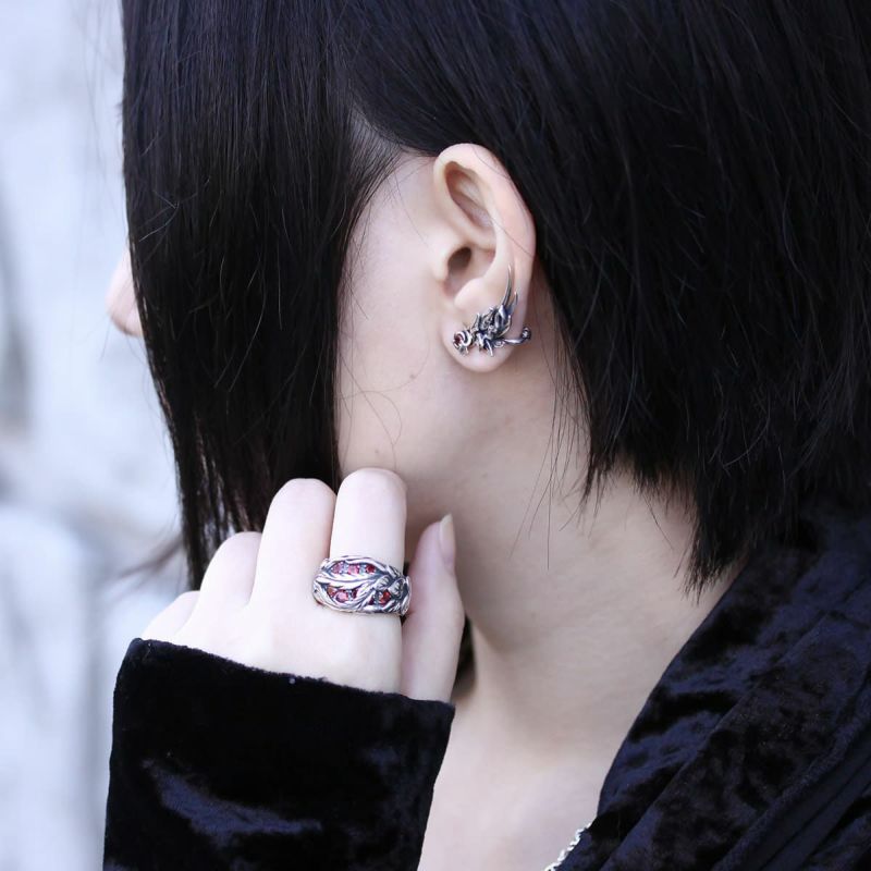 BloodyMary ピアス www.krzysztofbialy.com