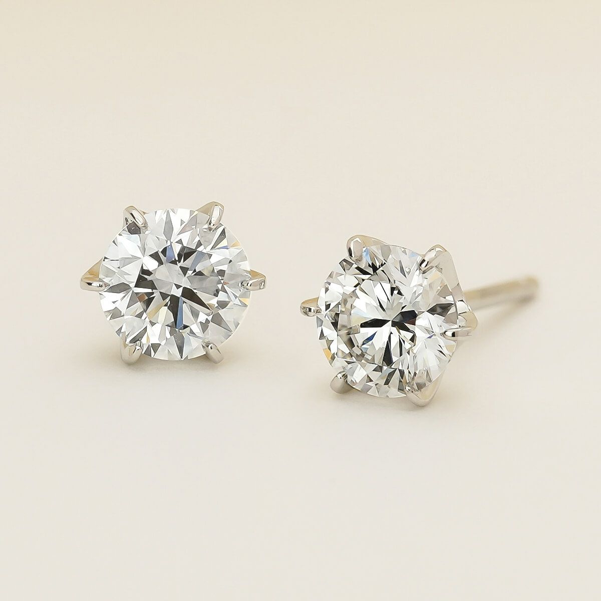 0.5ct （IGI鑑定書付） ラボグロウンダイヤモンド プラチナ ピアス（両  